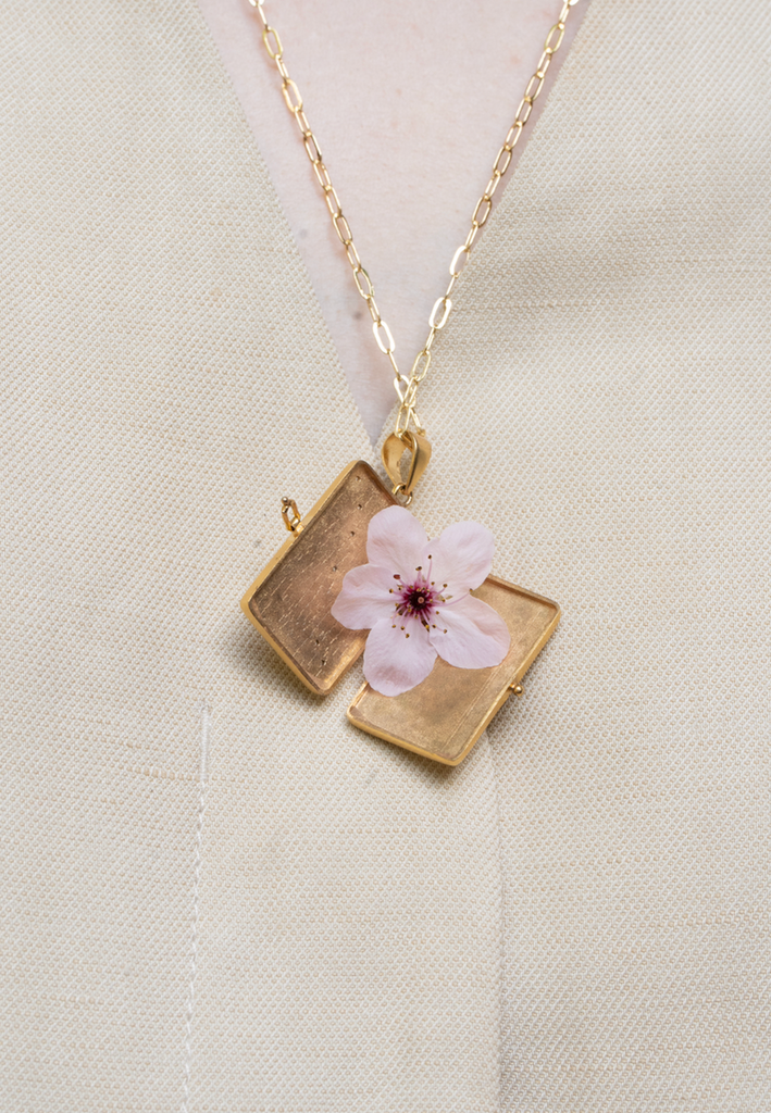 COLLIER LOVE EMAIL ROSE